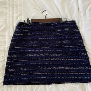 Loft navy blue wool skirt fully lined with metallic‼️ gold thread ‼️size 14